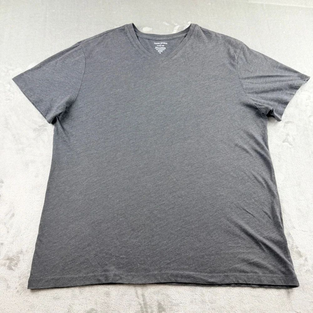Banana Republic Men's XL Fitted Vee T-Shirt Gray Heather V-Neck Short Sleeve